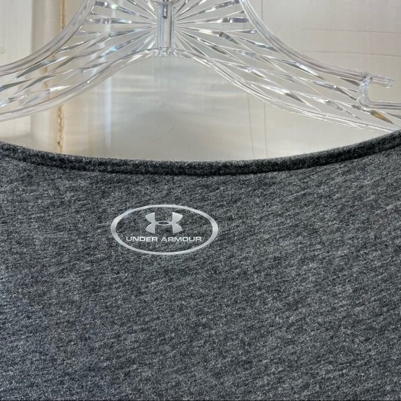 Under Armour heatgear loose fit t shirt black grey gold women's small - Picture 4 of 5